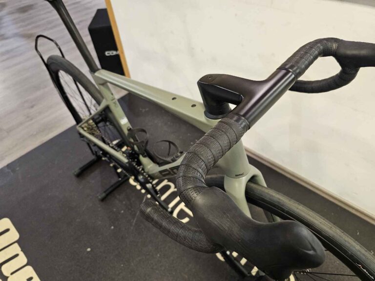 BMC Roadmachine 01 FOUR – grey